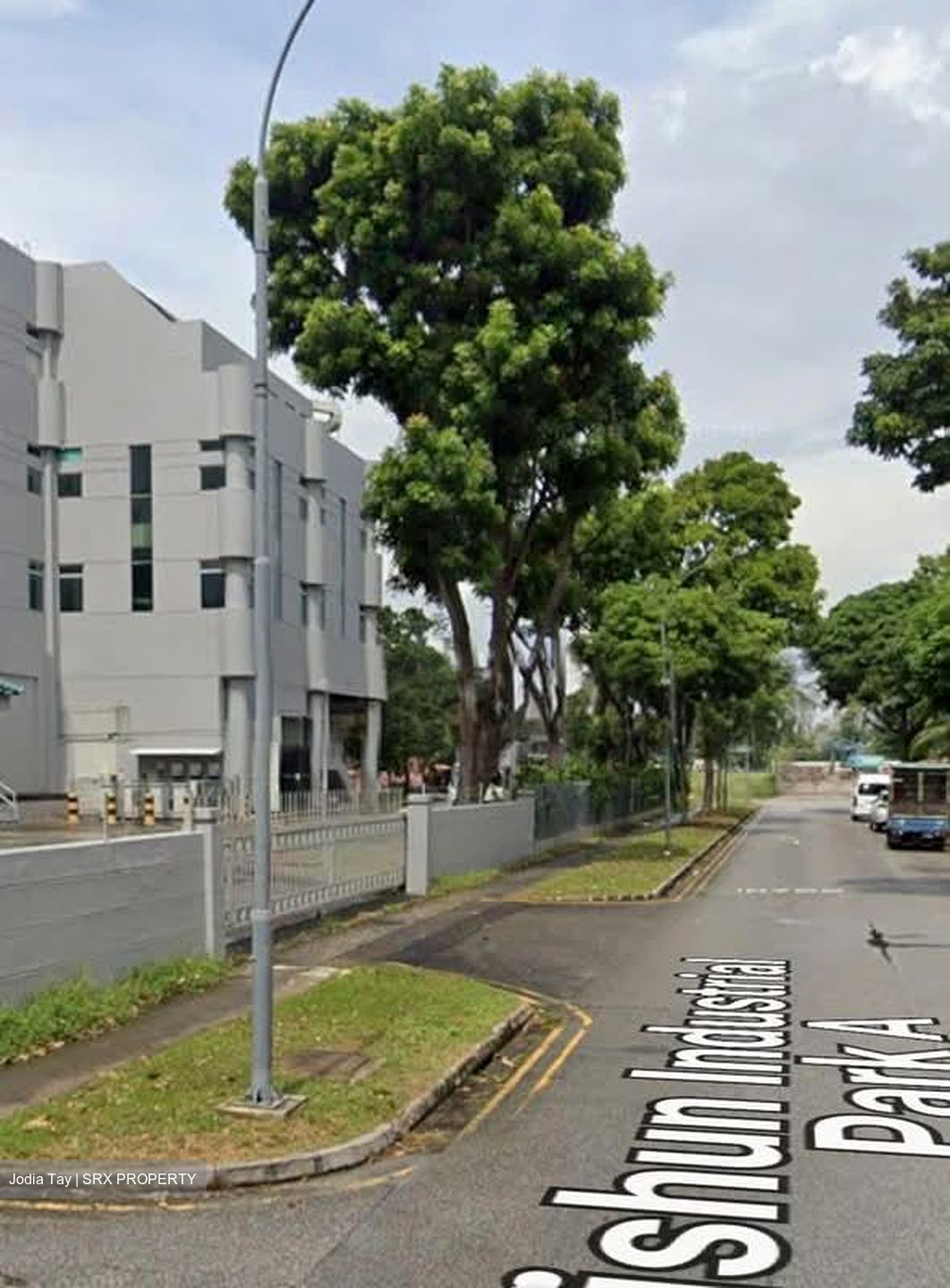 Bth Global Building (D27), Factory #563238221